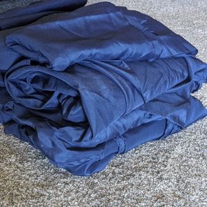 10' Round Navy Fabric Table Cloths💙 each sold separately